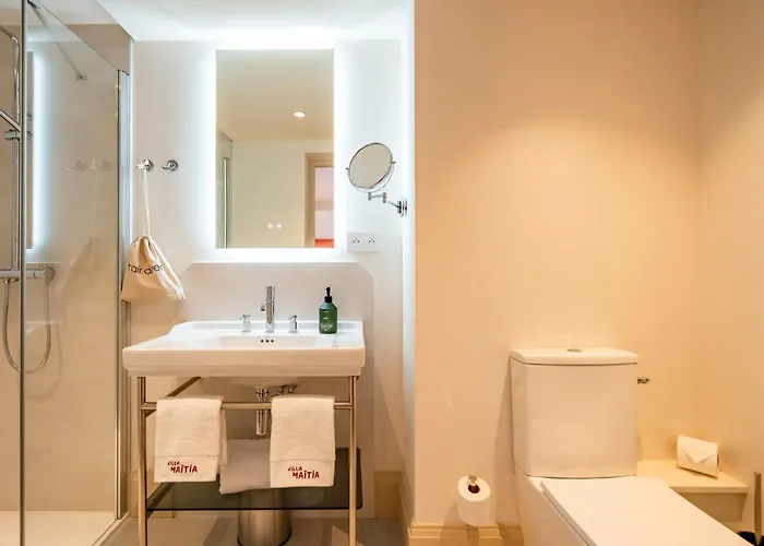 Maitia Hotel *